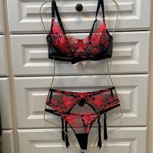 Honey Birdette Lyndl